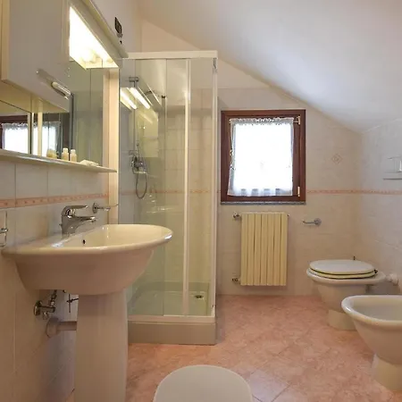 בית נופש Casa Laura Cisano sul Neva
